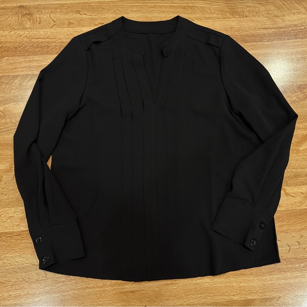 SHEIN Classic Black Top